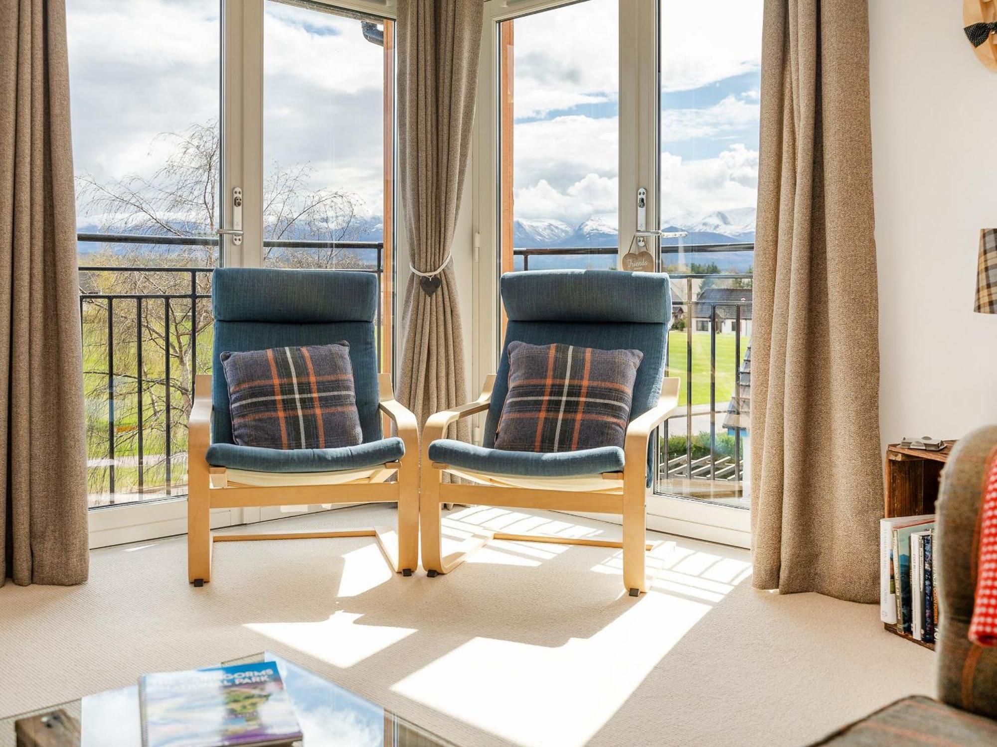 The View At No10 Villa Aviemore Exteriör bild